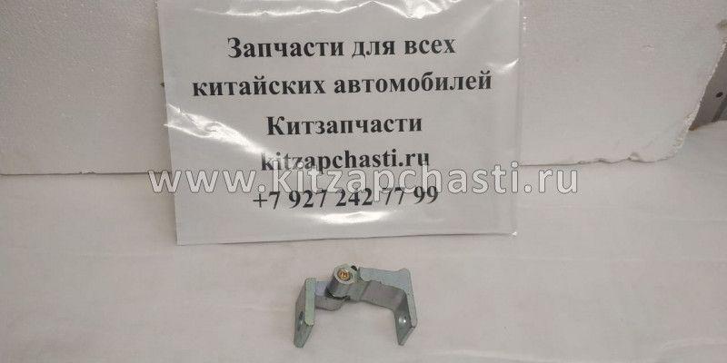 Петля двери верхняя правая Zotye T600 6106020001-B11